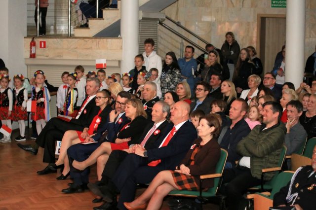 b_1024_768_0_00_images_2022_2023_3maja_gminne_344553690_886681022427455_2507234397544999622_n